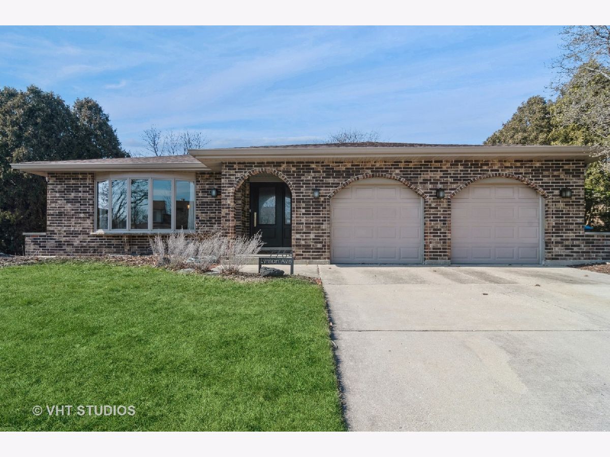 Homes Sold Farmingdale Ridge Darien Illinois, 7764 Lyman