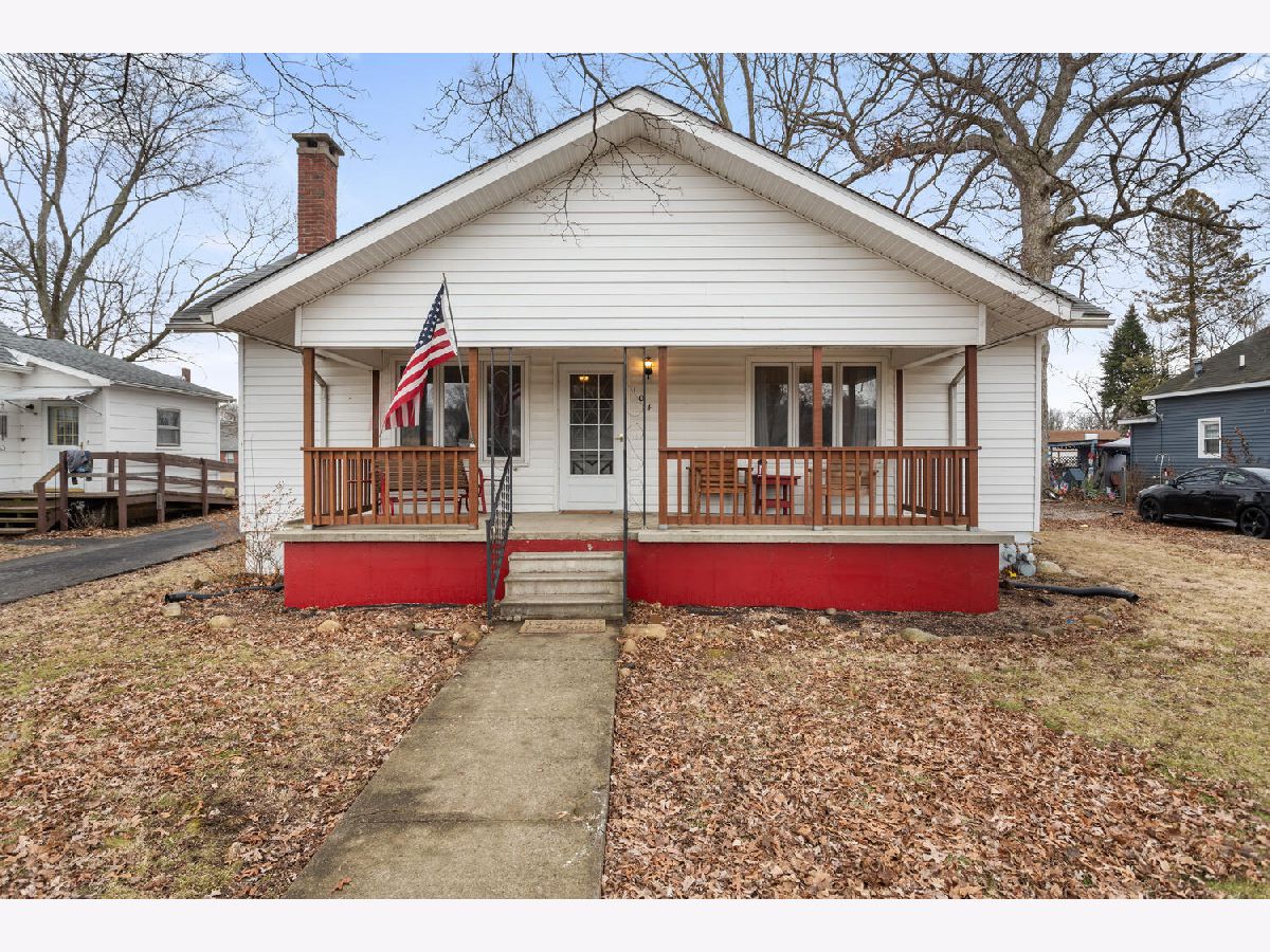  Sold Potomac Illinois, 104 College