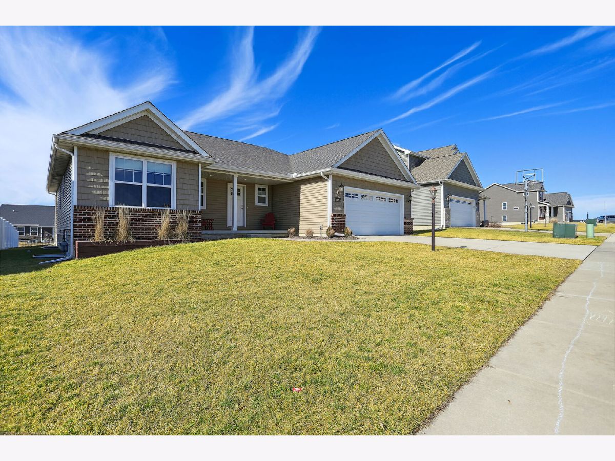 Homes & Condos & Townhomes Sold Hunters Ridge Mahomet Illinois, 803 Cates