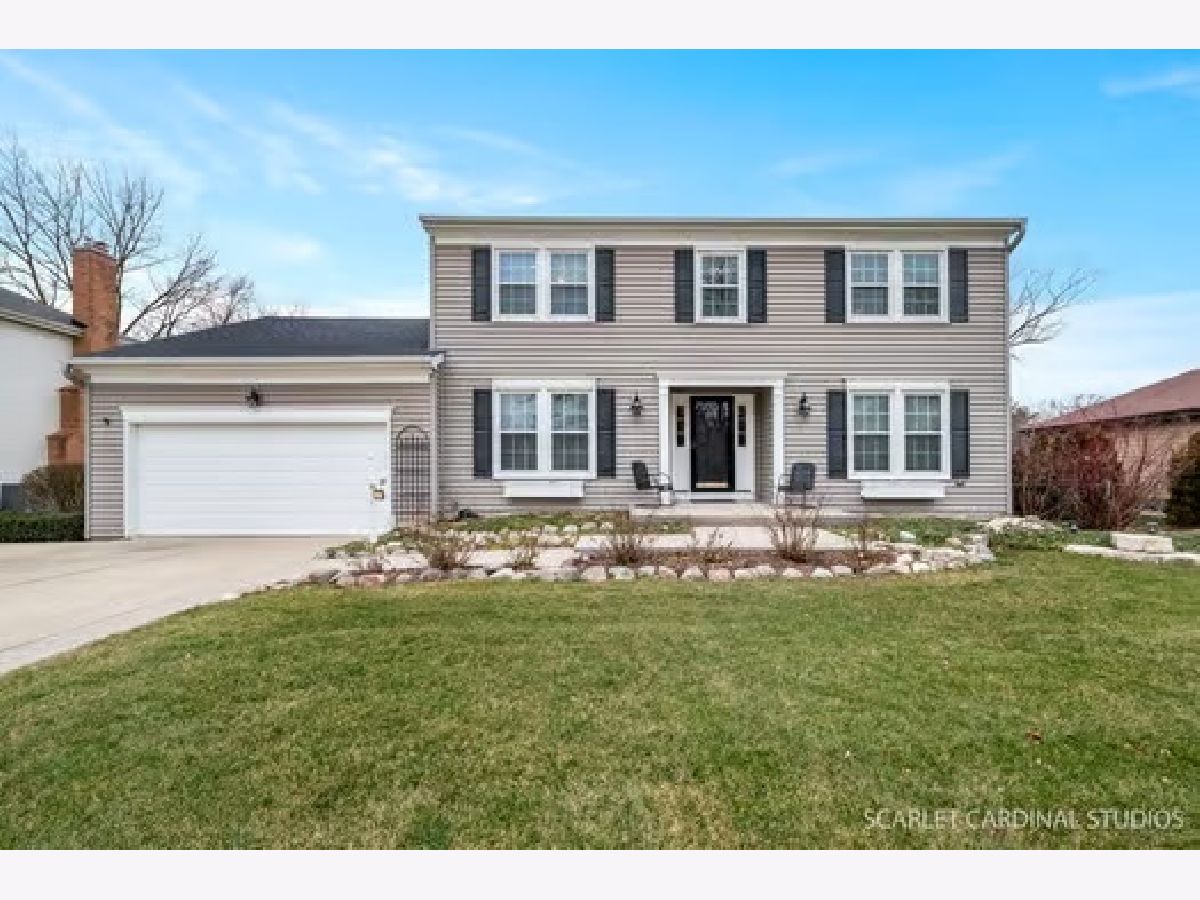 Homes Sold Arrowhead East Wheaton Illinois, 2s580 White Birch