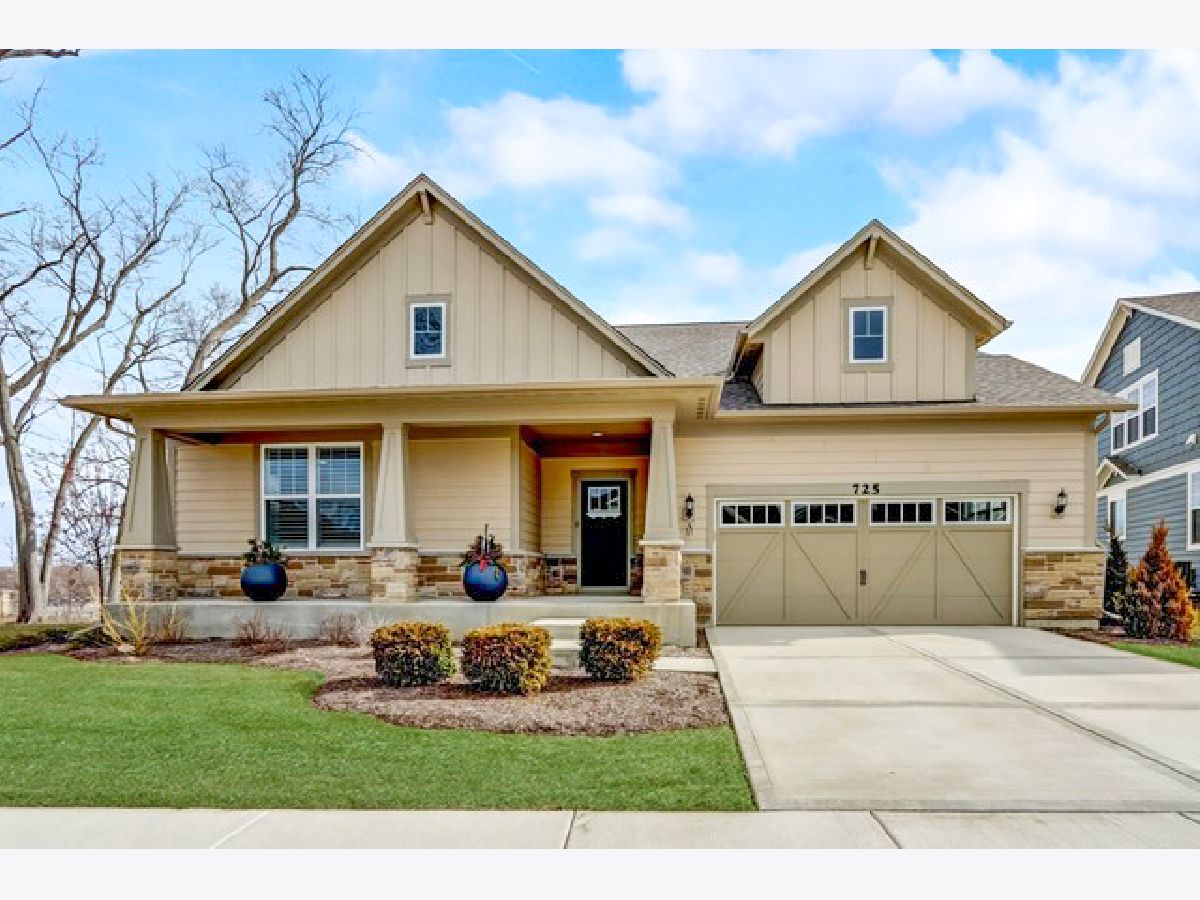 Homes Sold Residences At Cuneo Mansion And Gardens Vernon Hills Illinois, 725 Insull