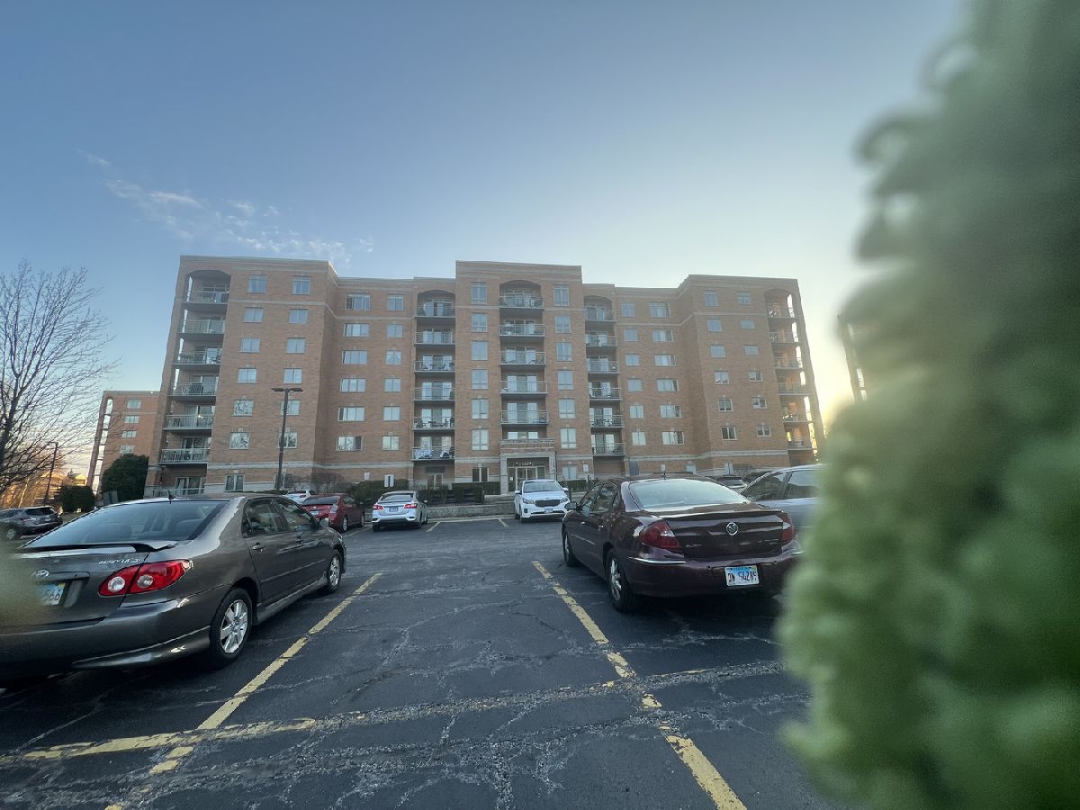 Condominiums Sold Eagle Point Niles Illinois, 6807 Milwaukee
