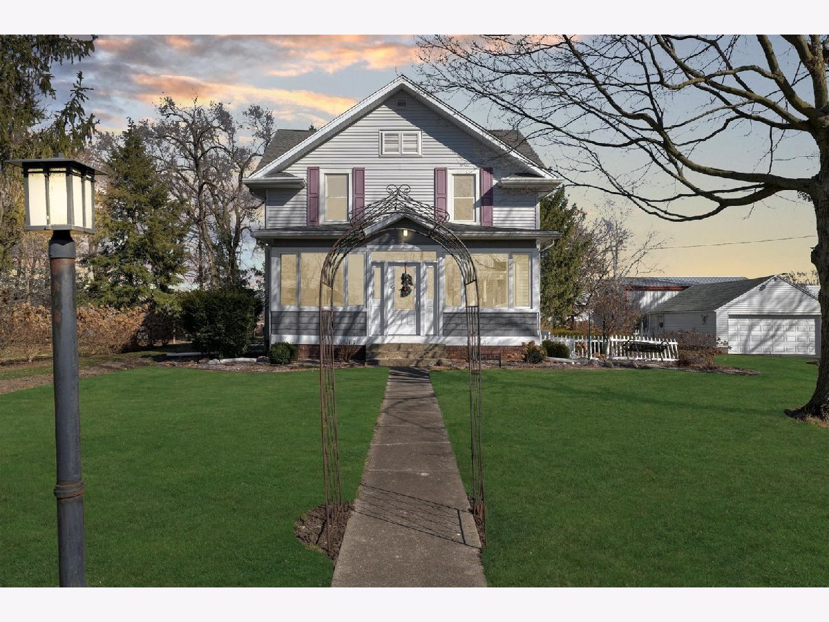  Sold Pesotum Illinois, 204 Elm