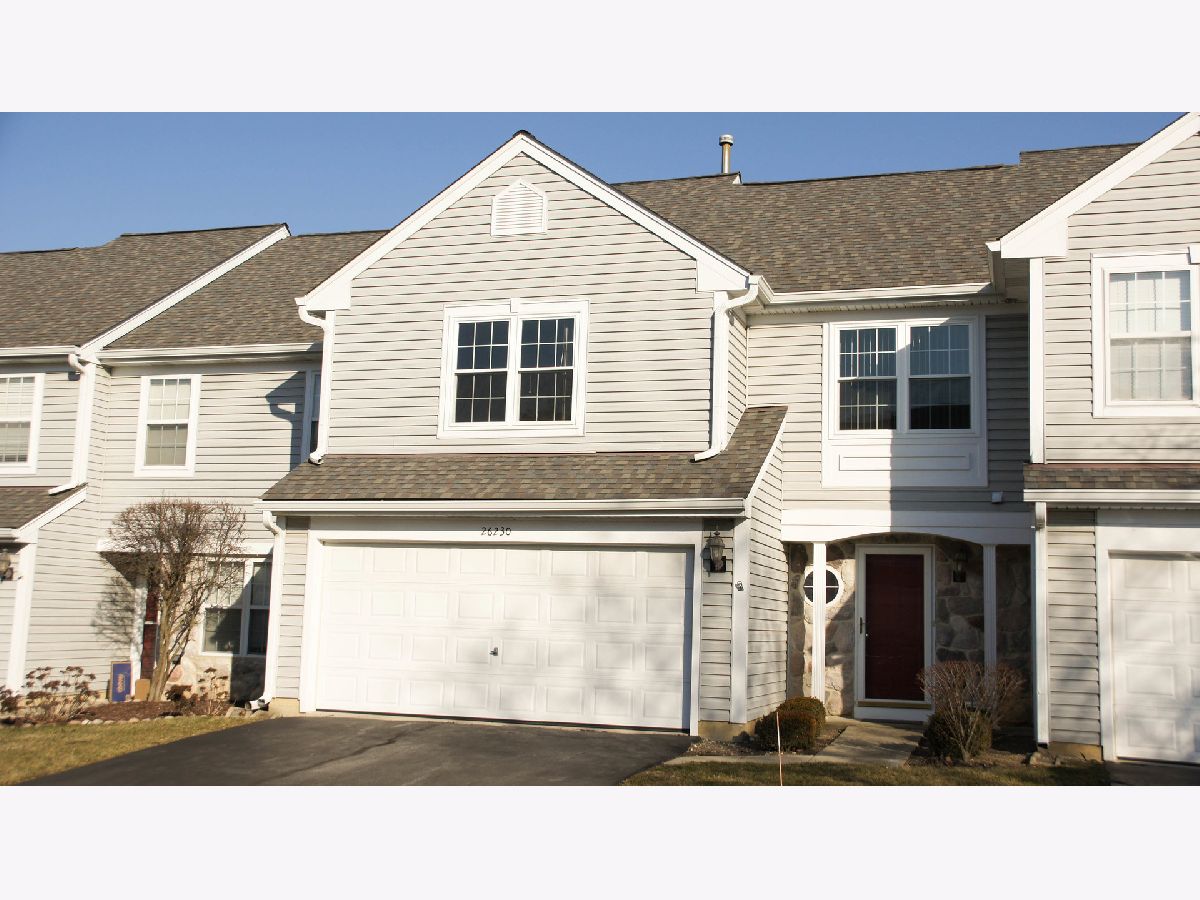 Townhomes Sold Tanneron Bay Ingleside Illinois, 26230 Vista