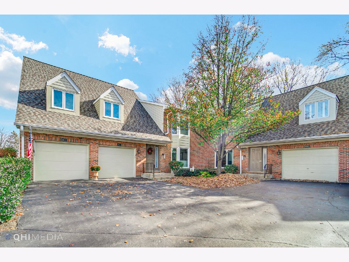 Condos & Townhomes Sold Courtyards Of Arlington Arlington Heights Illinois, 1679 Belmont