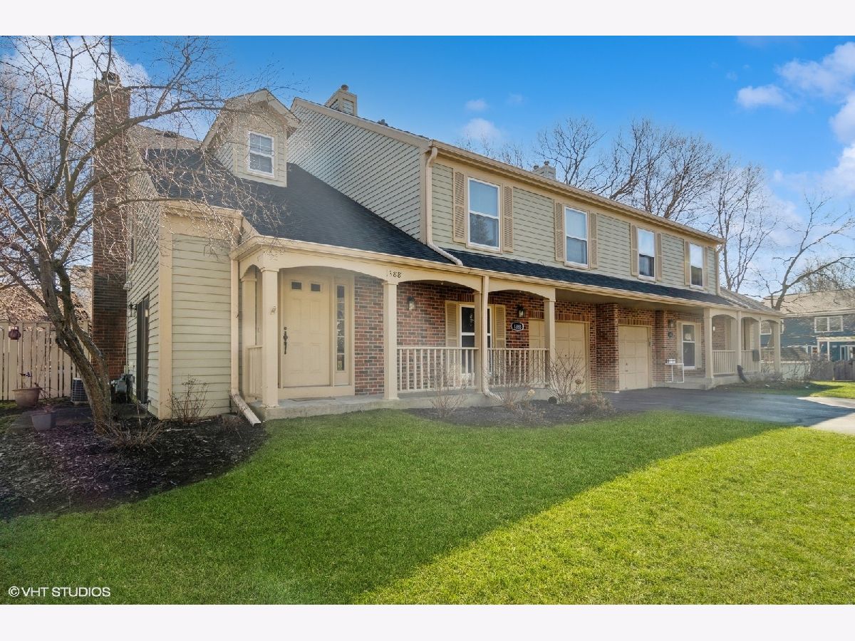Townhomes & Condos Rented Terraces Of Brookdale Naperville Illinois, 1388 Queensgreen