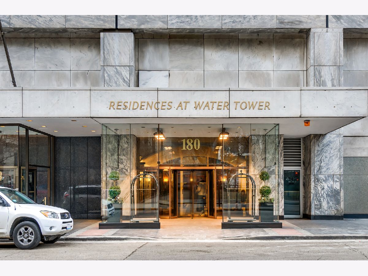 Condominiums Sold Water Tower Residences Chicago Illinois, 180 Pearson