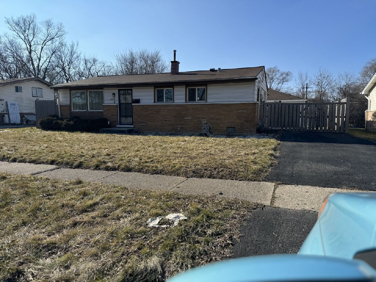  Rented Markham Illinois, 16604 Oxford