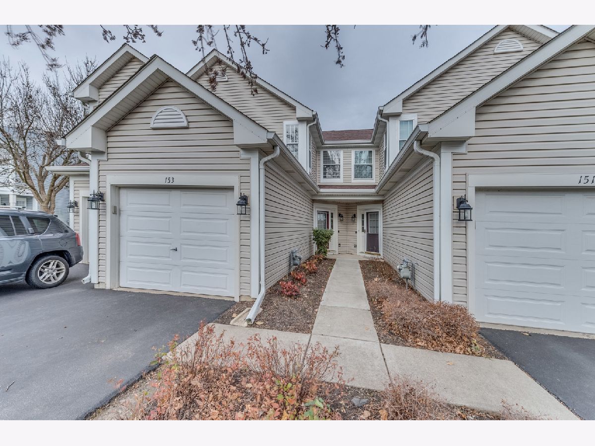 Townhomes & Condos Sold North Star Lake In The Hills Illinois, 153 Polaris