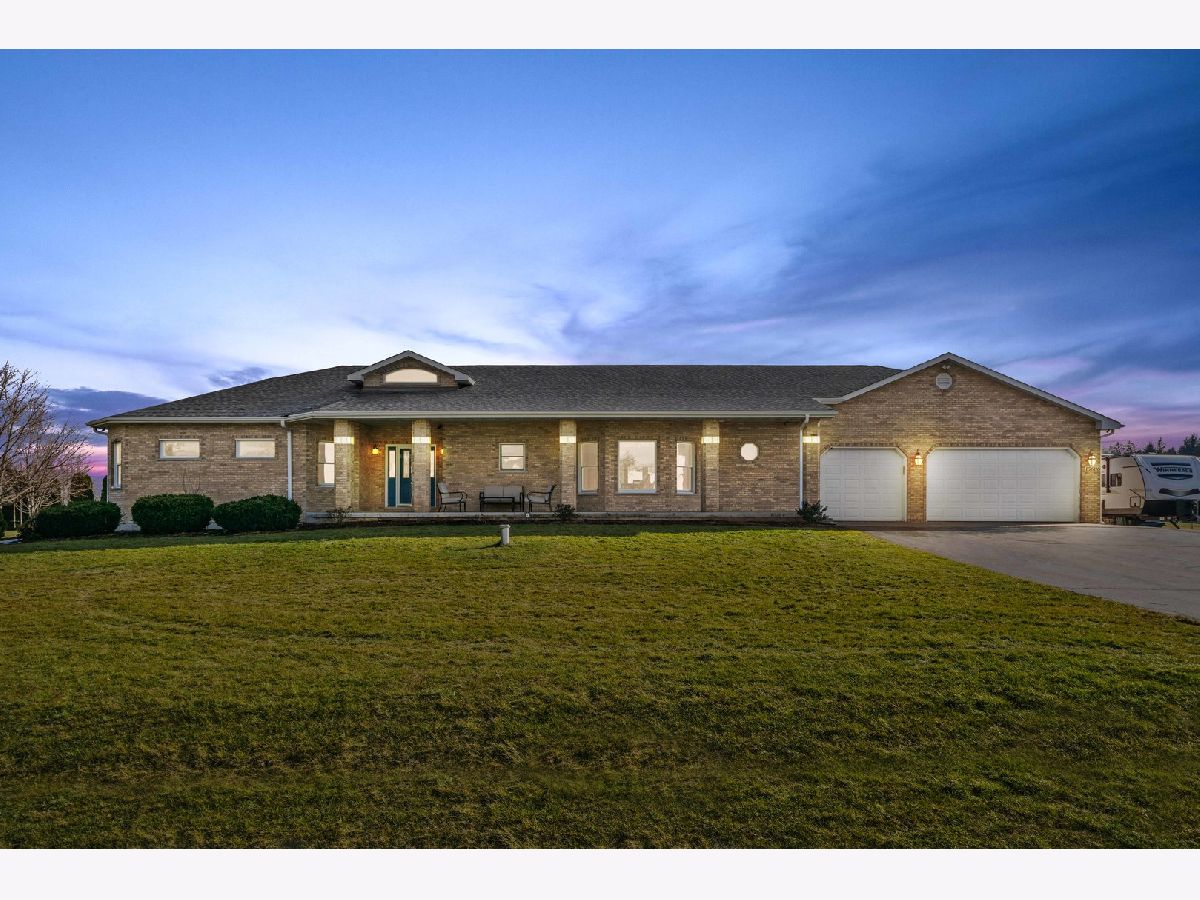 Homes Sold Memory Lane Estates Sandwich Illinois, 15606 Douglas