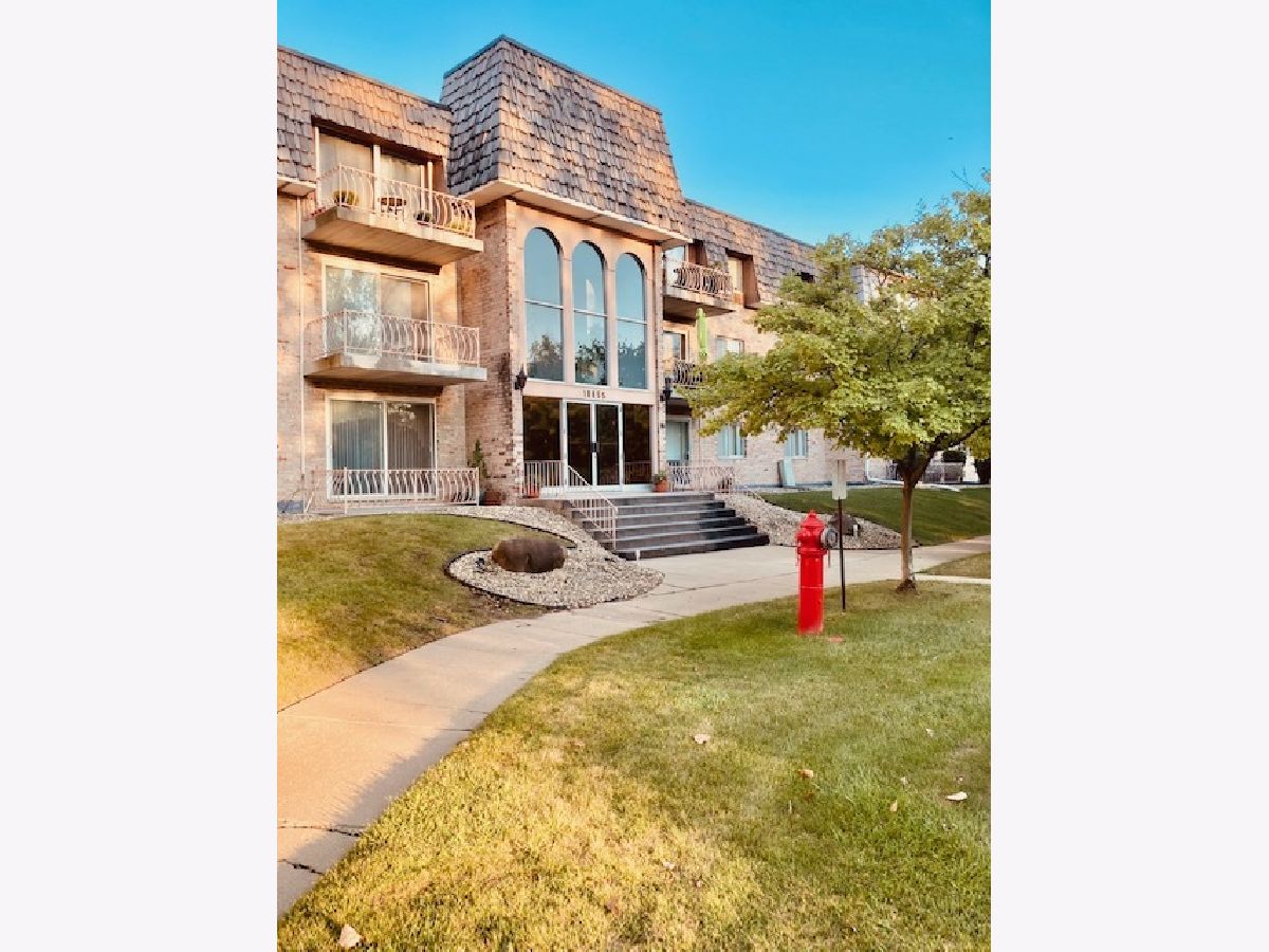 Condominiums & Homes Sold Lansing Manor Lansing Illinois, 18855 Burnham