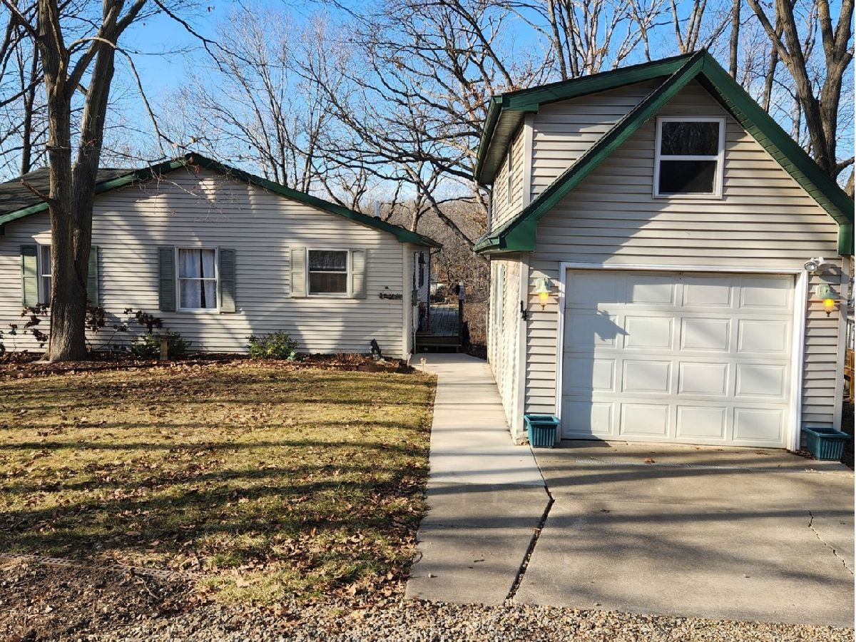 Homes Sold Lake Thunderbird Putnam Illinois, 14 Pinetree