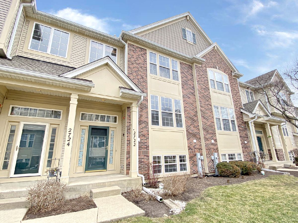 Townhomes & Homes Sold Greenwood Place Arlington Heights Illinois, 2722 Greenwood