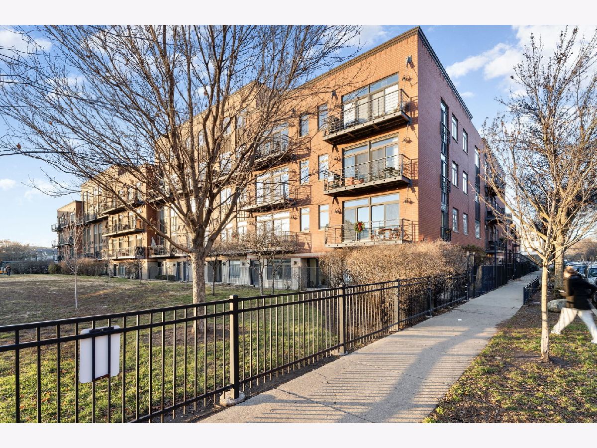 Condos & Townhomes Sold Bucktown Park Chicago Illinois, 1830 Winchester