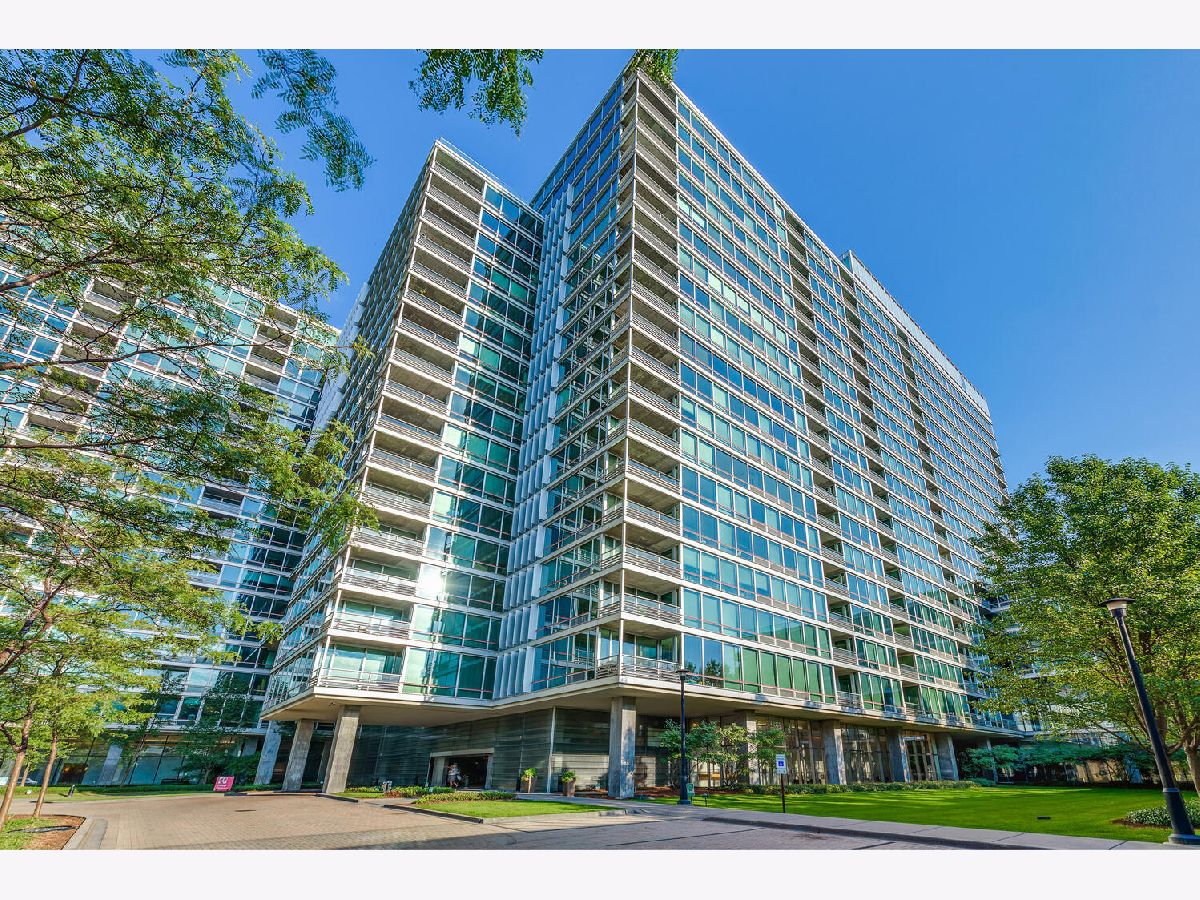 Condominiums Rented Optima Old Orchard Woods Skokie Illinois, 9715 Woods