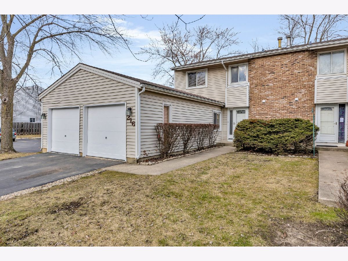 Townhomes Sold Winston Village Bolingbrook Illinois, 216 Douglass
