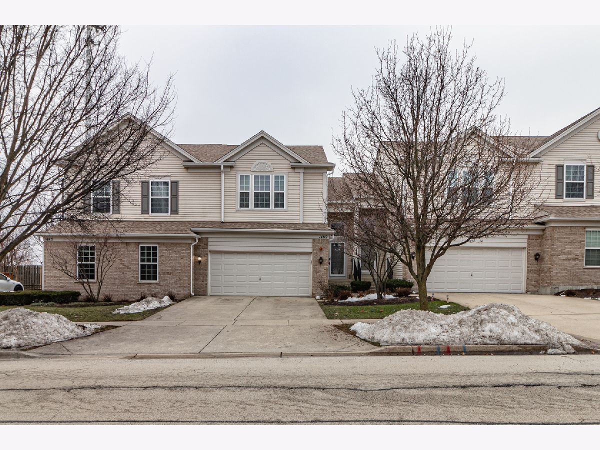Townhomes & Condos Sold Forest Ridge Streamwood Illinois, 1489 Yellowstone