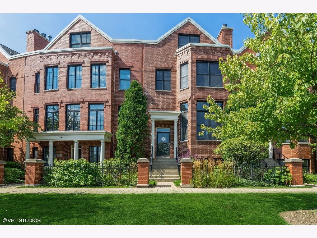 Townhomes Sold Tower Crossing Glenview Illinois, 1823 Admiral