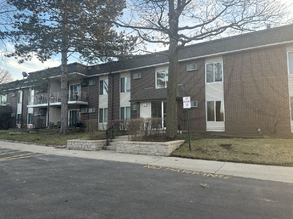 Homes & Condominiums Rented Mill Creek Buffalo Grove Illinois, 851 Miller