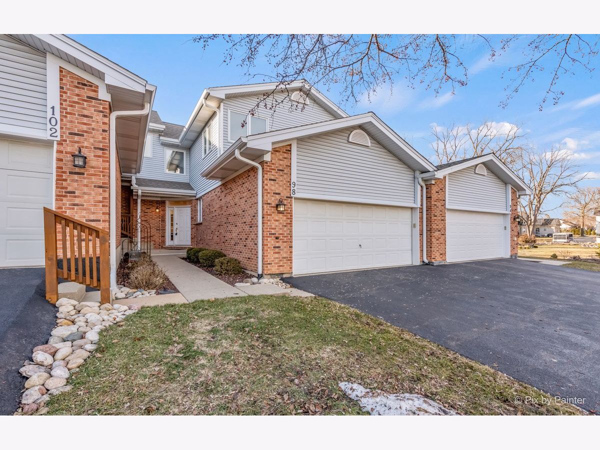 Townhomes & Condos Sold Carriage Hill Cary Illinois, 98 Charlotte