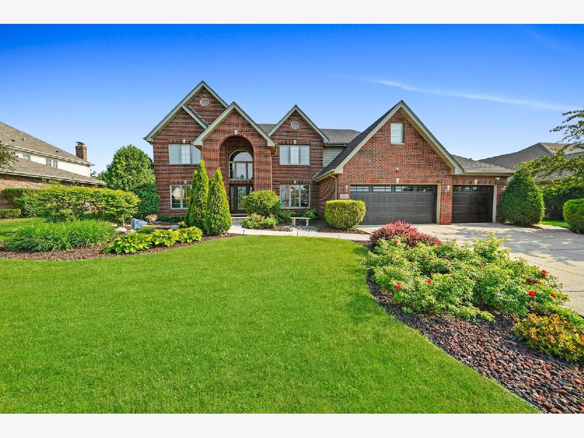 Homes Sold Cardinal Lake Frankfort Illinois, 10901 Cardinal Lake