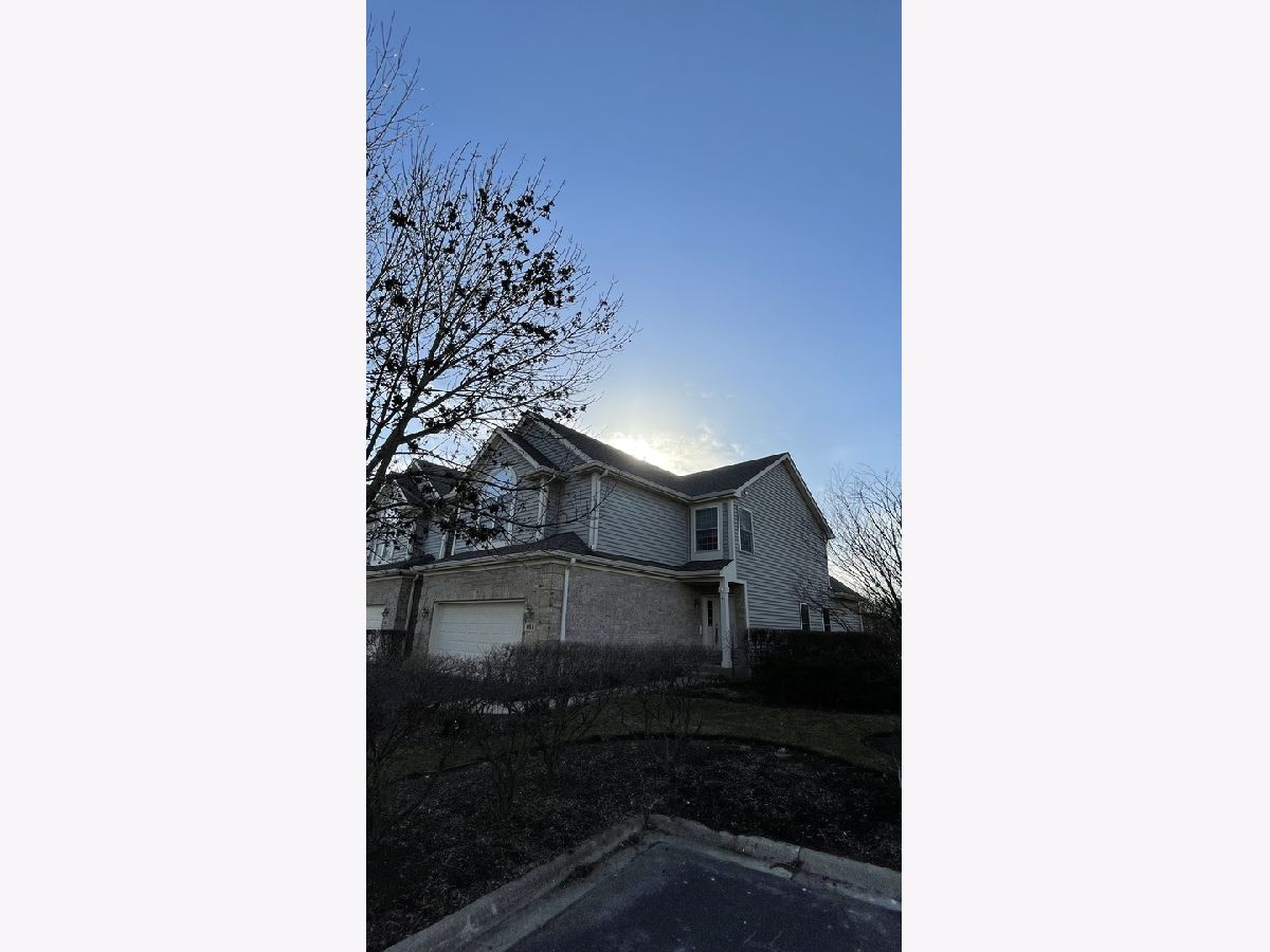 Townhomes Sold Boulder Ridge West Villa Lake In The Hills Illinois, 691 Juniper
