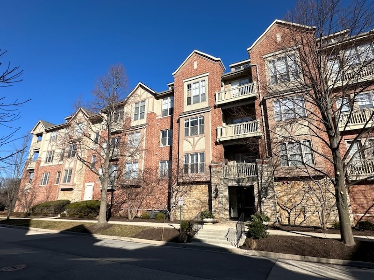 Condos & Townhomes Rented Shermer Place Northbrook Illinois, 1739 Tudor