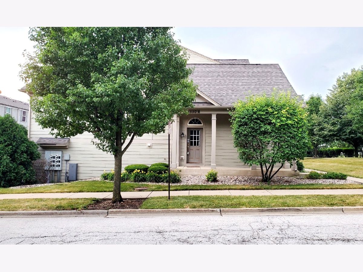 Townhomes Sold Bristol Park Wood Dale Illinois, 1550 Bristol