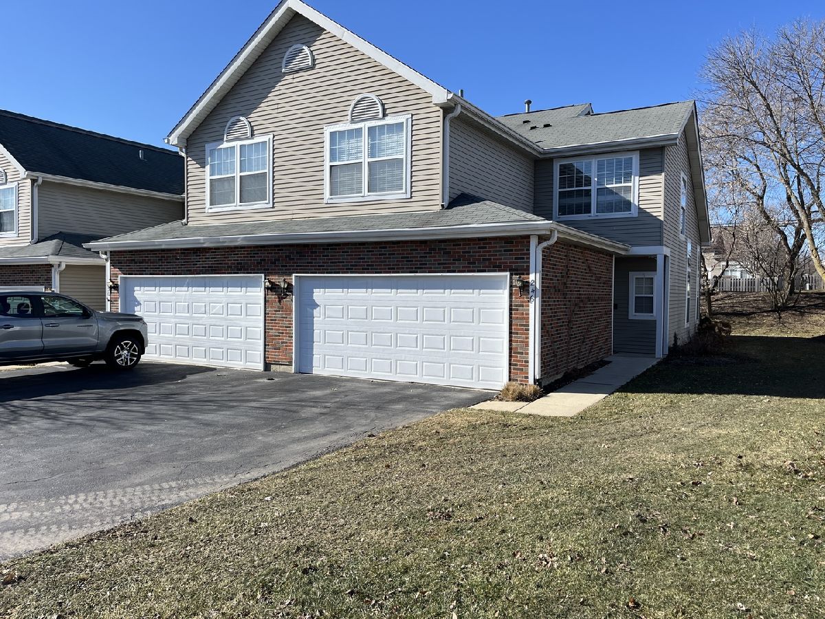 Townhomes & Homes Sold Highland Glen Algonquin Illinois, 246 Partridge