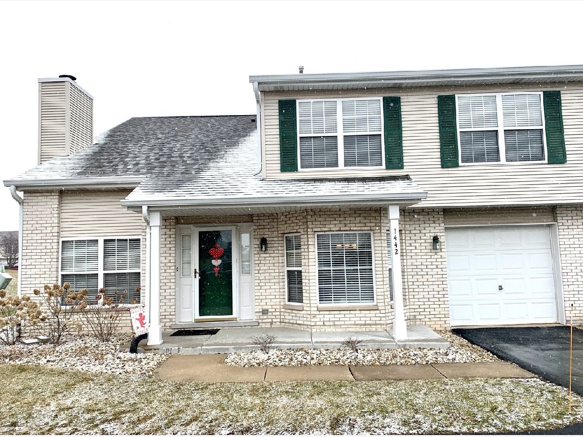Townhomes & Condos Sold Autumn Ridge Crest Hill Illinois, 1442 Berta