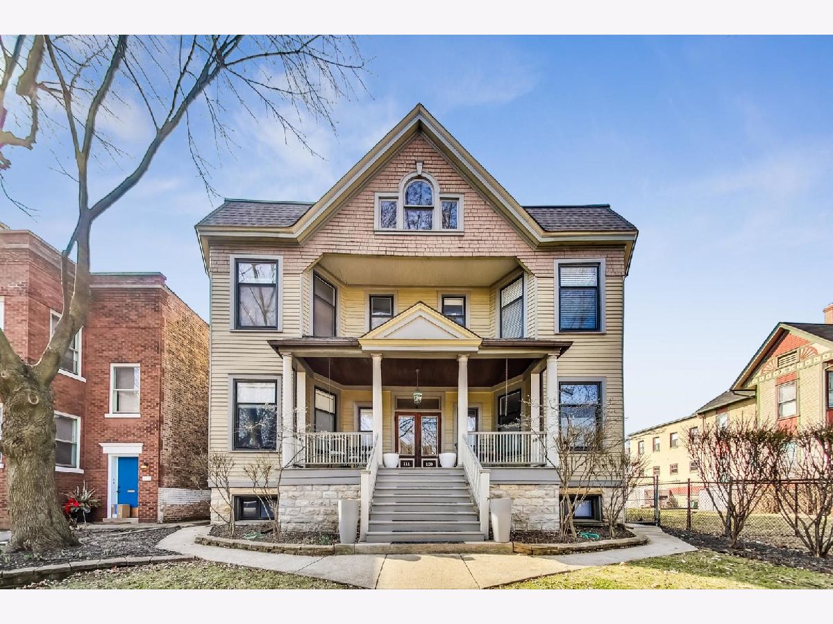 Townhomes & Homes Sold Grove Court Oak Park Illinois, 109 Grove