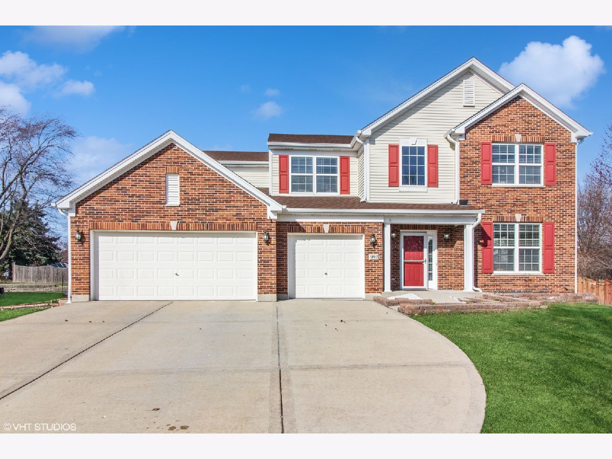 Homes Sold Claridge Estates Bolingbrook Illinois, 992 Ashbrook