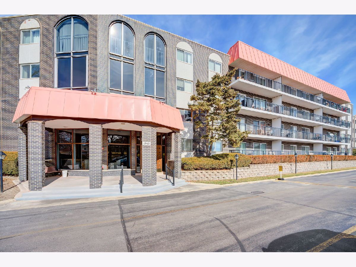 Barcelona Skokie IL, Condominiums & Homes For Sale & For Rent Sadie