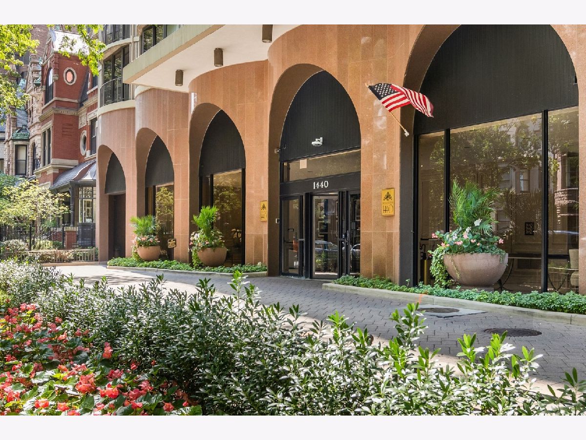 Condominiums Sold The Brownstone Chicago Illinois, 1440 State