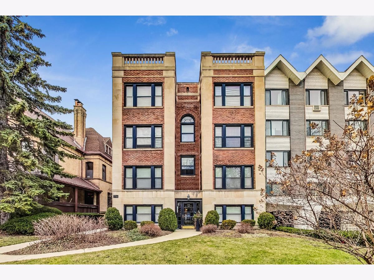 Condominiums Sold Deming Flats Chicago Illinois, 552 Deming