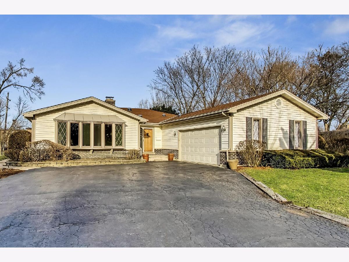 Homes & Condominiums Sold Arlingdale Arlington Heights Illinois, 1532 Vine