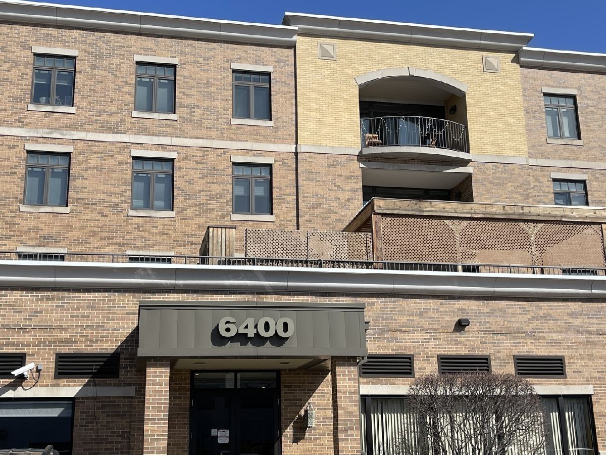 Condominiums Rented Tuscany Terrace Chicago Illinois, 6400 Northwest