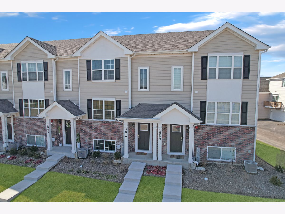 Townhomes Sold Mill Crossing At Grande Reserve Yorkville Illinois, 3847 Bissel