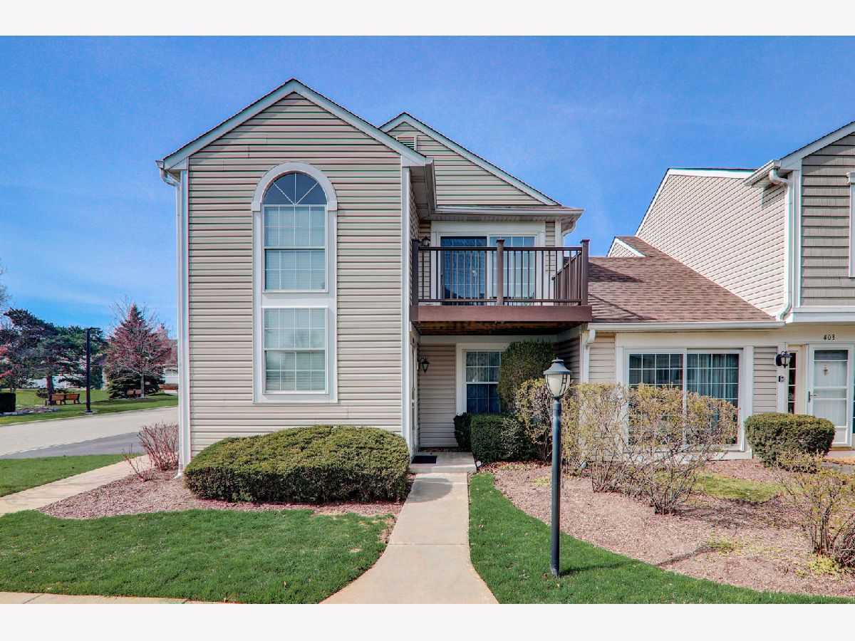 Townhomes & Condos Sold Le Parc Buffalo Grove Illinois, 401 Le Parc