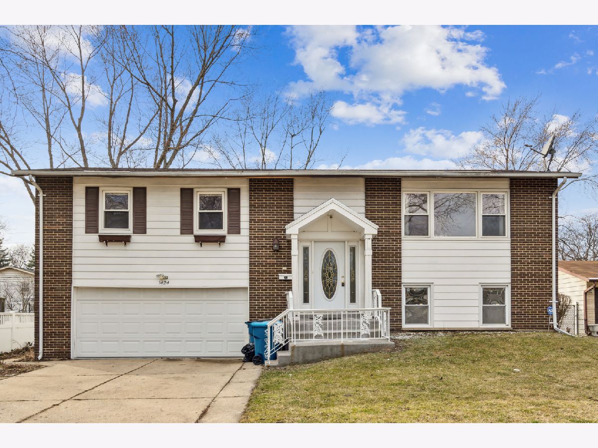 Homes Sold Elk Ridge Villas Mount Prospect Illinois, 1424 Redwood