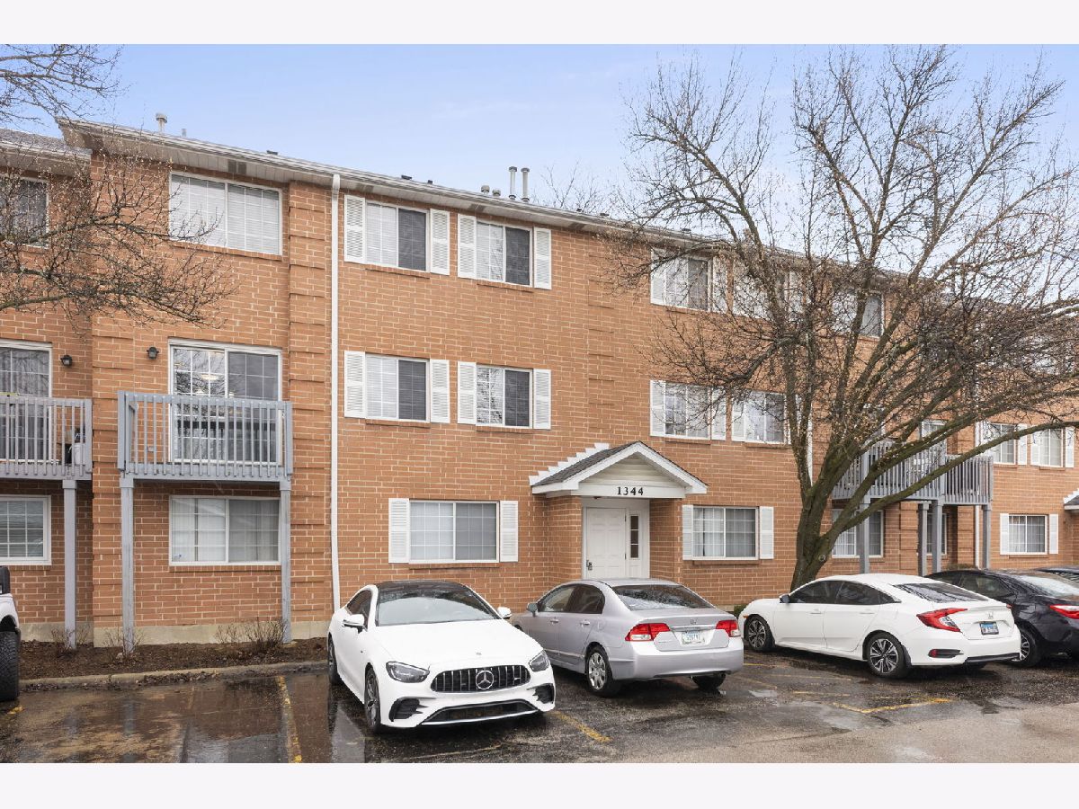 Condos & Townhomes Sold Le Clair Wheaton Illinois, 1344 Lorraine