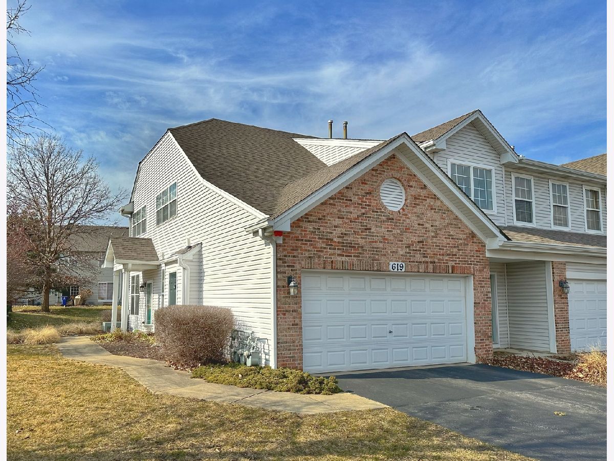 Townhomes & Condos Rented Bridgewater Naperville Illinois, 619 Lakeridge
