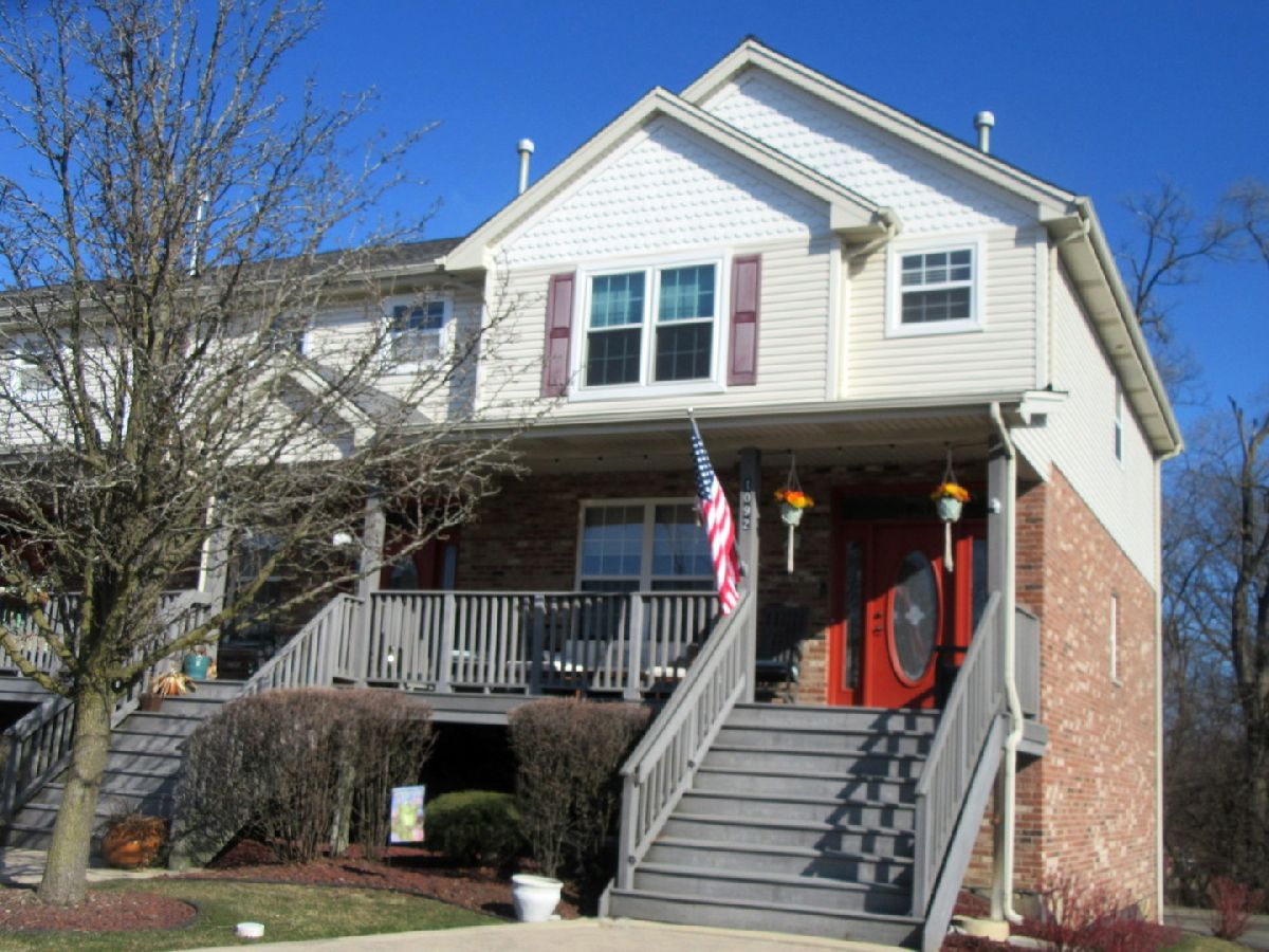Townhomes Sold Lancaster Square Lombard Illinois, 1092 Kufrin