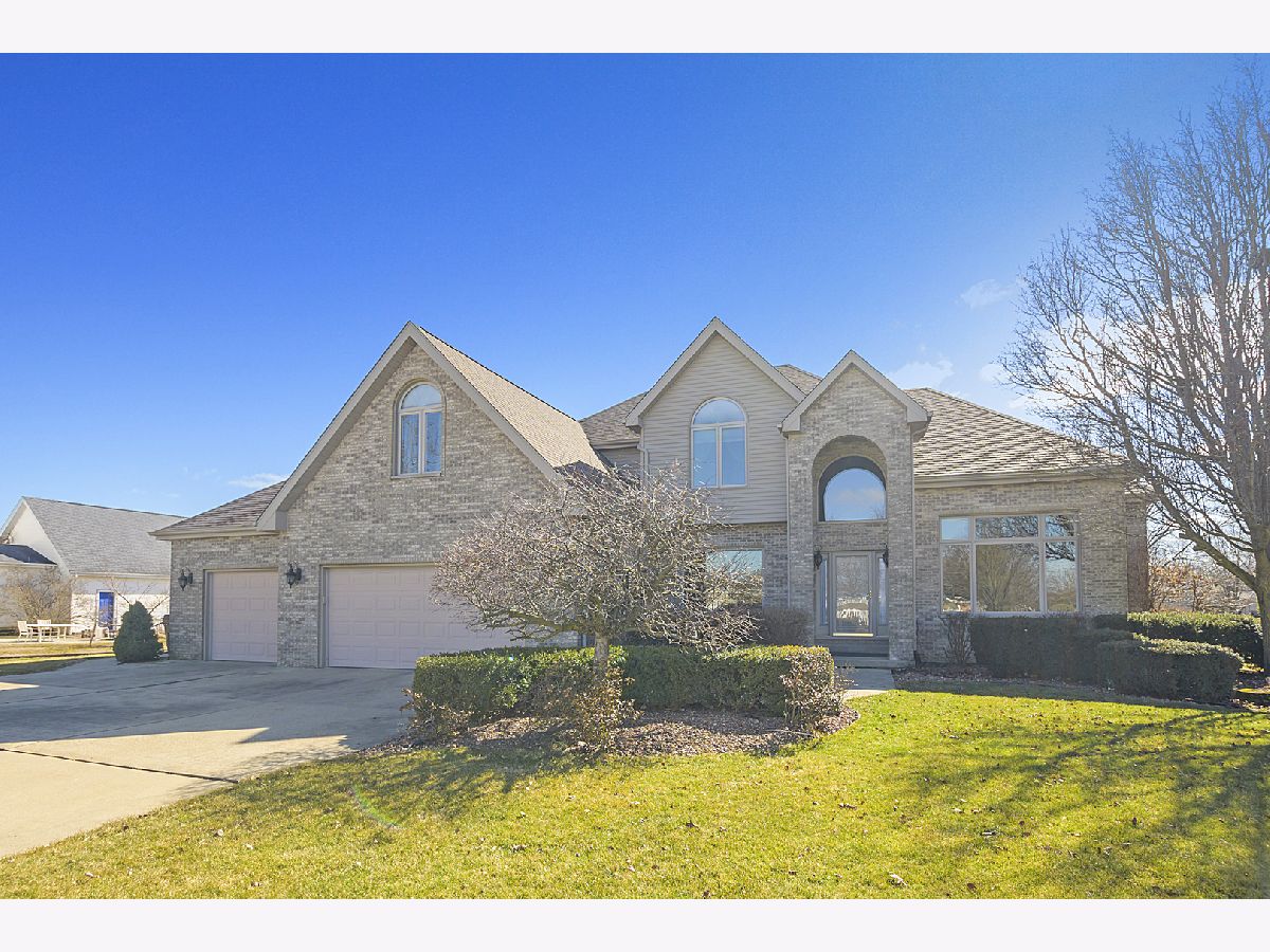 Homes Sold Grassy Knoll New Lenox Illinois, 22638 Country