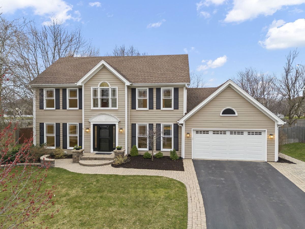 Homes Sold West Wind Estates Naperville Illinois, 1052 Whitewater