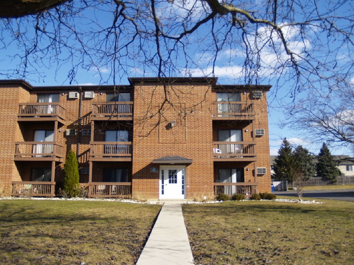 Condominiums Sold Evergreen Condominiums Glendale Heights Illinois, 1031 Spruce