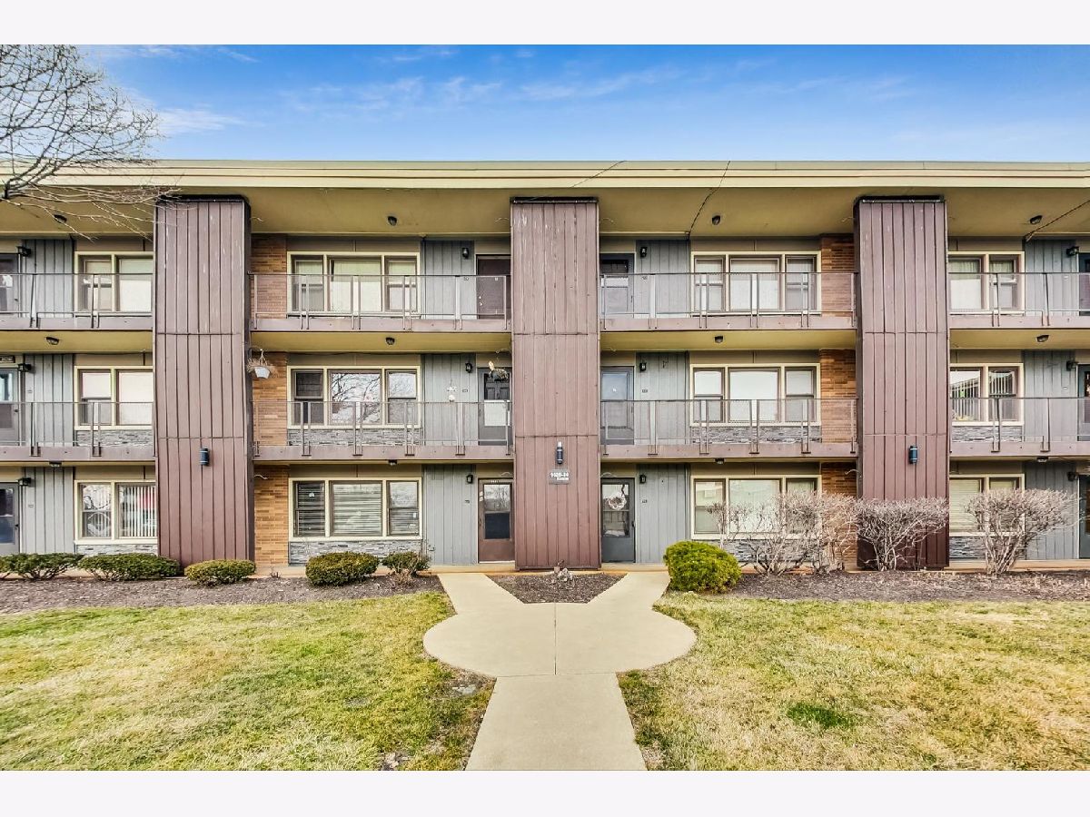  Sold Rosemont Illinois, 9630 Higgins