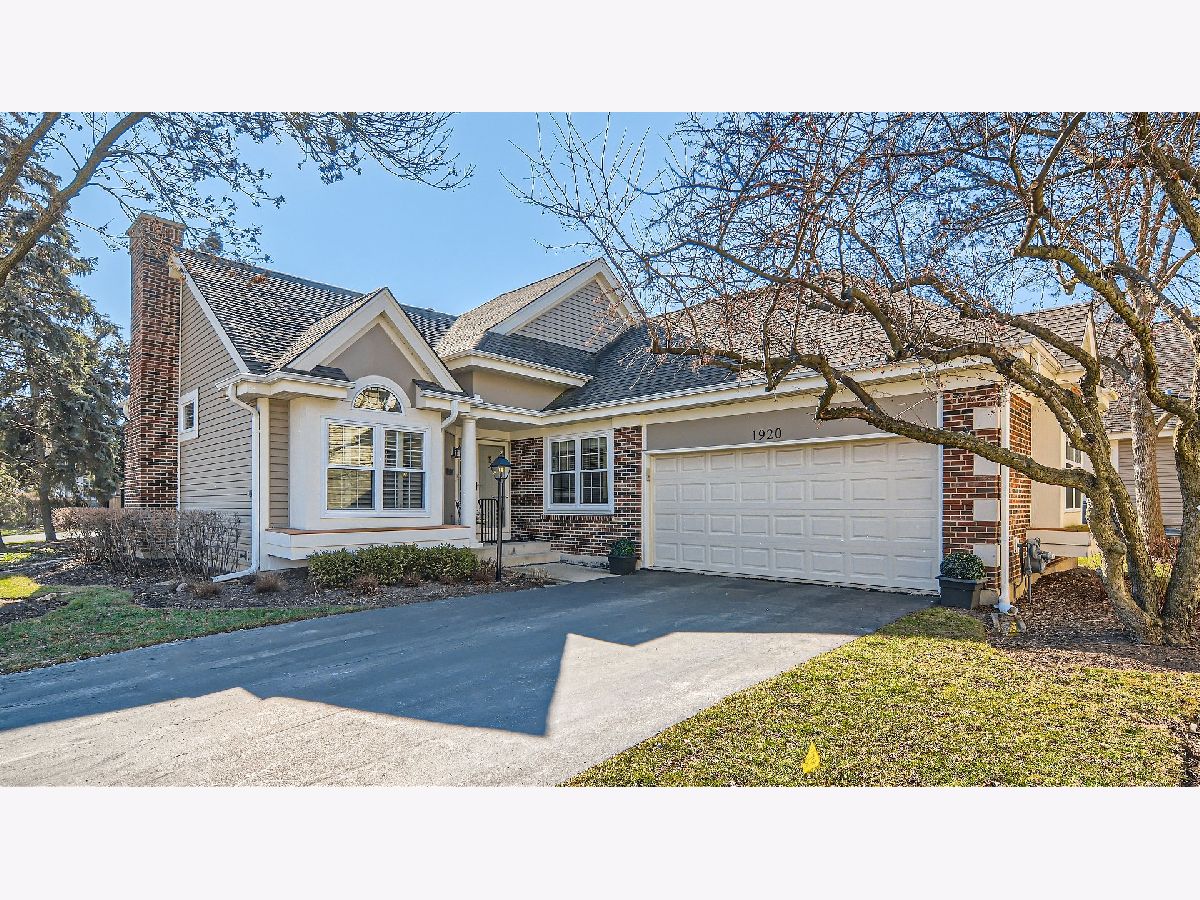 Homes & Condos & Townhomes Sold Enclave Arlington Heights Illinois, 1920 Evergreen