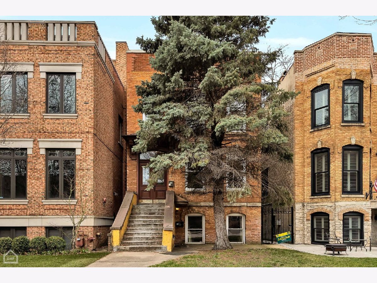 Condominiums & Homes Sold Tri-taylor Chicago Illinois, 822 Bishop