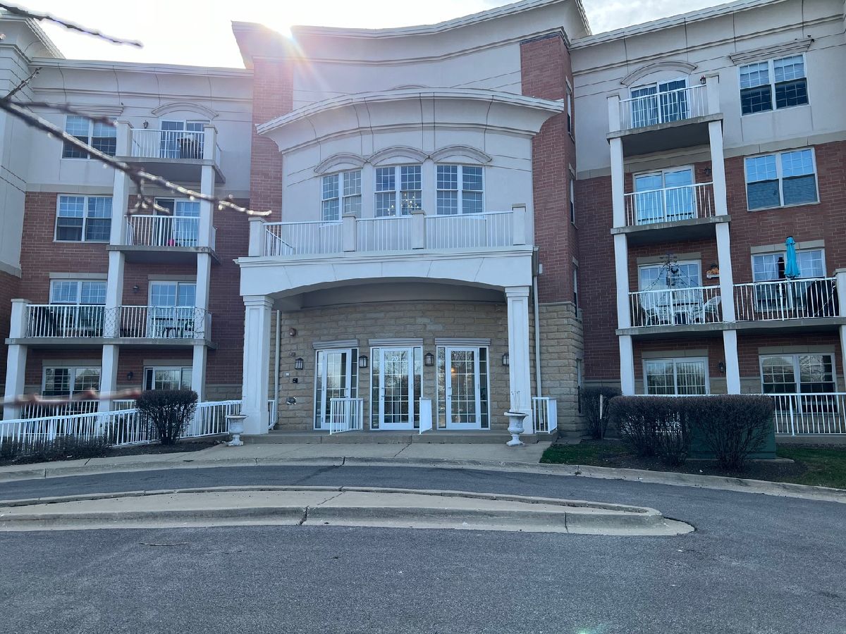 Condominiums Sold Fountains Of Arlington Arlington Heights Illinois, 701 Rand